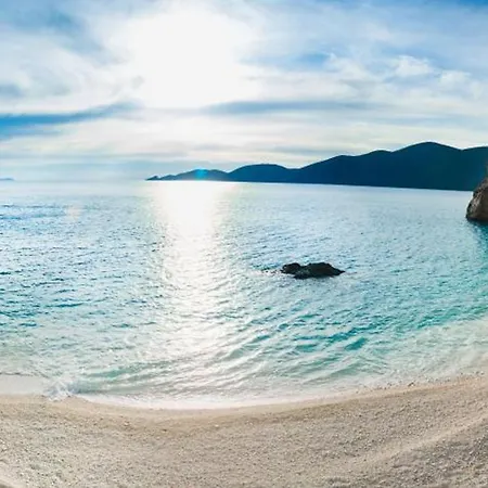 Heliopetra Luxury Lefkas * Vasiliki (Lefkada)