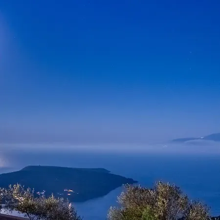 Heliopetra Luxury Lefkas Villa