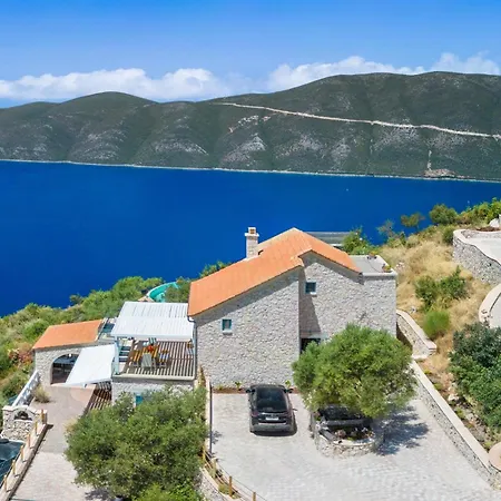 Heliopetra Luxury Lefkas Vasiliki