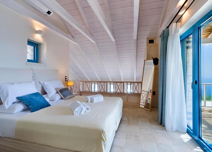 Heliopetra Luxury Lefkas Villa